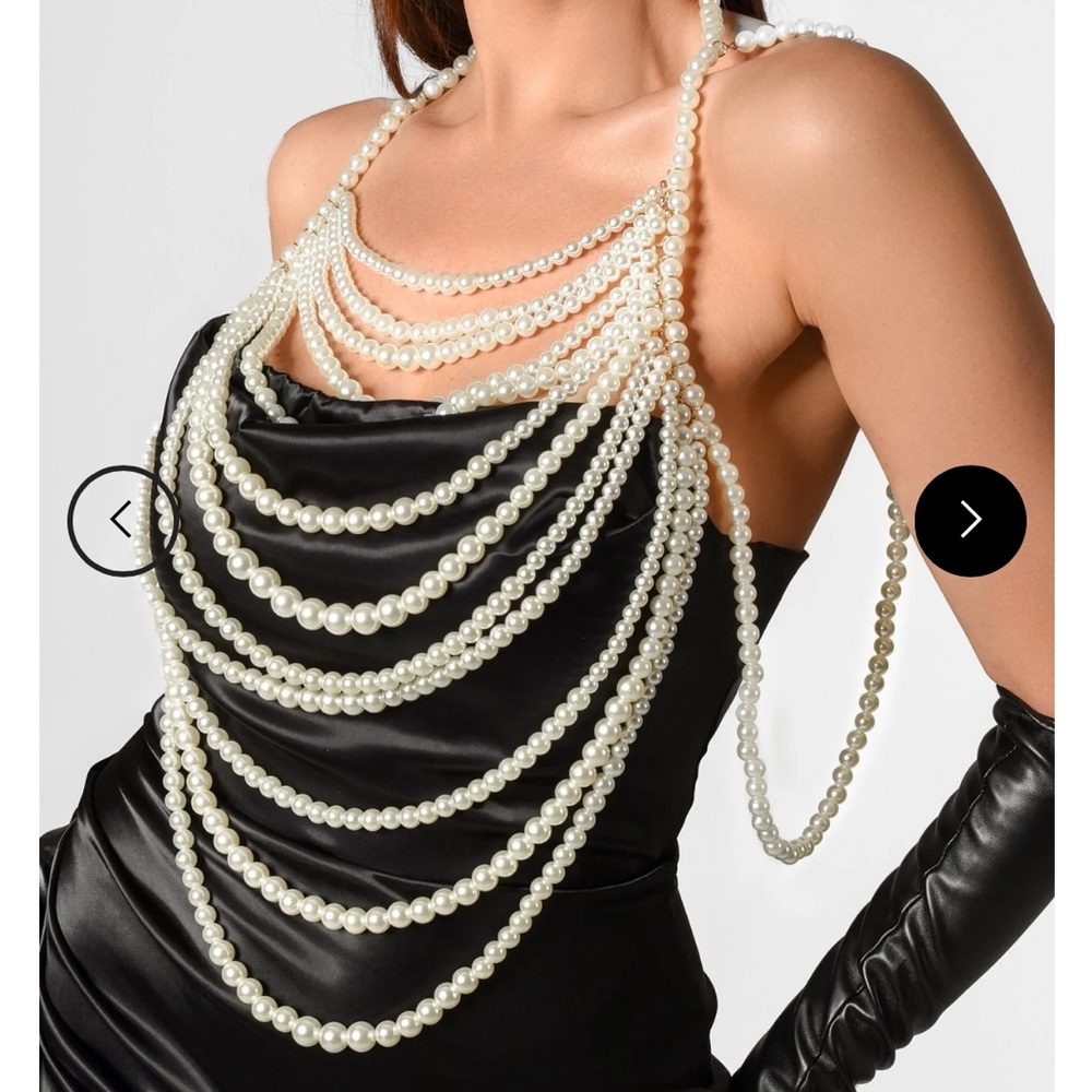 Pearl necklace/top